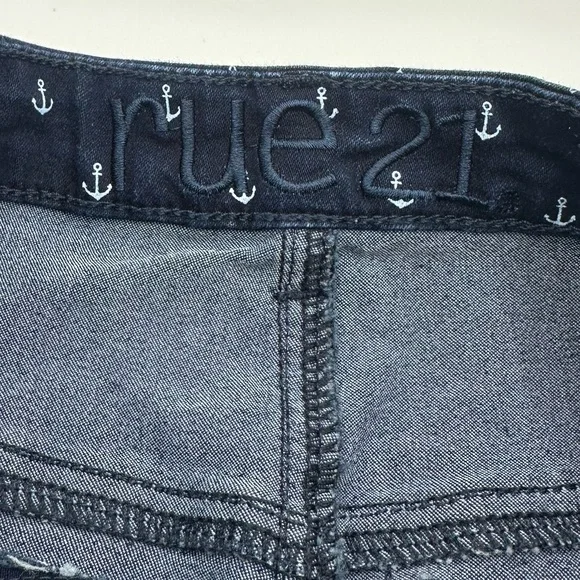 Rue21 High Rise Sailor Shorts Size 7/8 Nautical Anchor Print 2” Cuffed Inseam - Picture 4 of 9